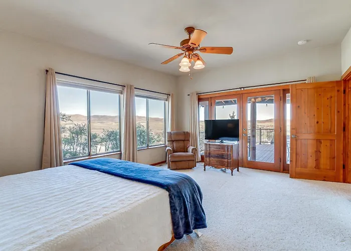 Holiday home Golfer's Haven! Mtn-view Gem W/ Pool Access Dewey